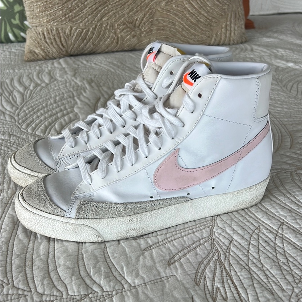 Nike White and Pink Vintage High-Top Sneakers